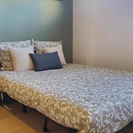 - Centre Apartment *